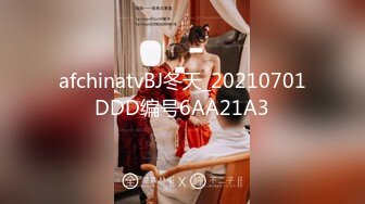 JVID绝顶粉包女大学生VINA 四点全开粉n乳粒 绝顶粉鲍 (1)