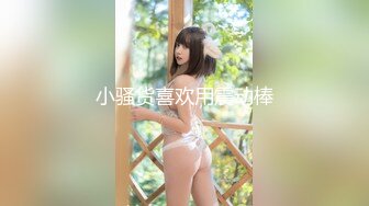 【新片速遞】单男4P黑丝女友 