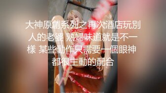 巨乳熟女人妻3P 啊啊爸爸用力操骚逼痒 逼疼不疼 有点疼 被三根肉棒连续无套输出 大奶子哗哗 骚叫连连 内射