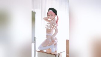 深夜约操巨乳美女，肉感身材大奶乳交，后入撞击操的奶子直晃