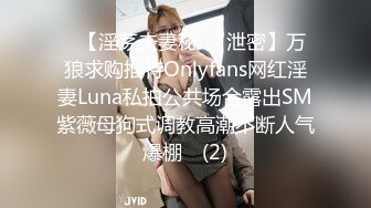 偷拍美女裙底风光??极品御姐吊带黑丝丁字裤包不住B 梦露般..风吹起短裙遮不住露出蓝透明内